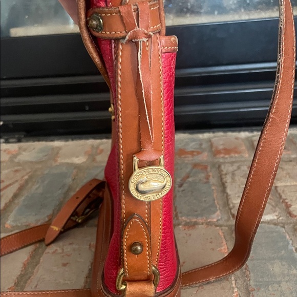 Vintage Dooney & Bourke AWL Calvary Red and Brown Crossbody Bag - Picture 5 of 9